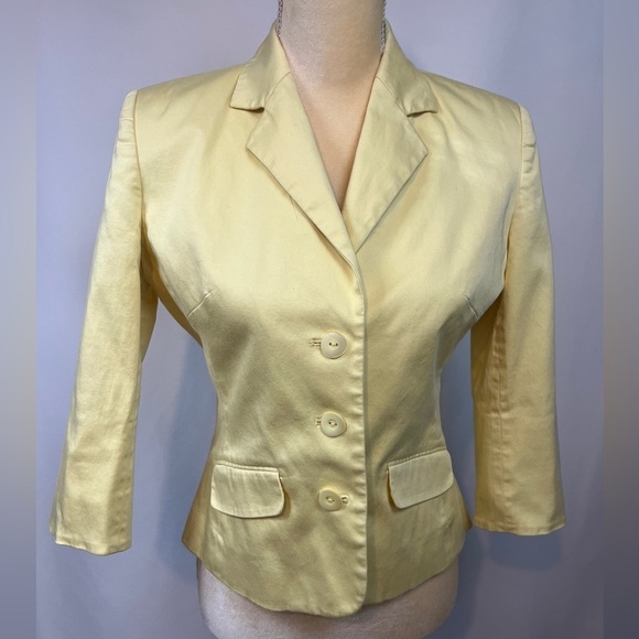 judith hart Jackets & Blazers - Yellow Blazer Top with 3/4 Sleeve and Lining Size 6P